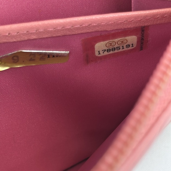 CHANEL CC Camellia Flower Long Zippy Wallet Light Pink Serial #17 2012-2013 - Picture 9 of 17